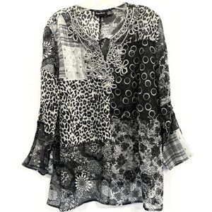 MAGGIE BARNES Gauze Oversized Top 2X Black Abstract Print Appliqué Front Beads